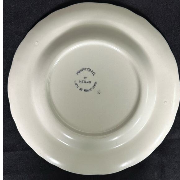METLOX Poppy Trail Sculptured Blue Grape Vintage Salad Plate-7.5" - Picture 6 of 7